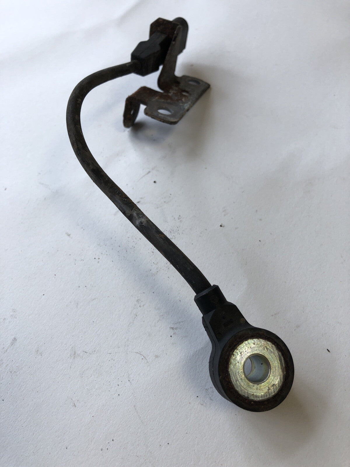 Knock Sensor 3.2 Engine From a Porsche 955 Cayenne 01-062