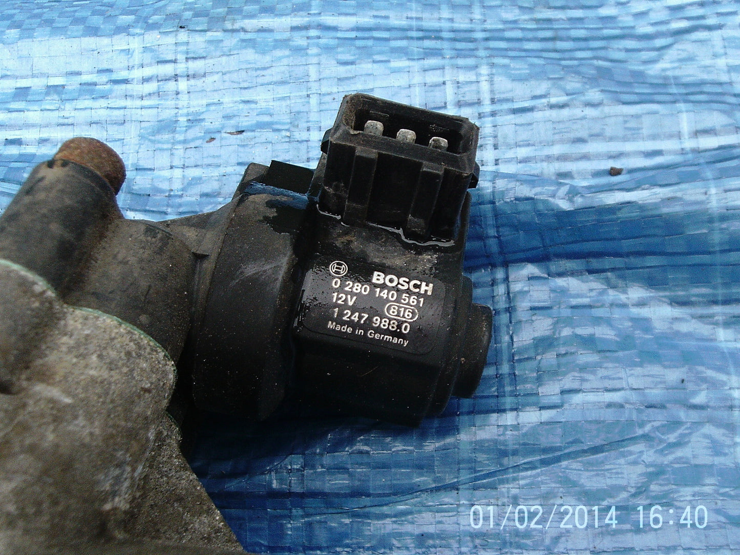 1247594 THROTTLE BODY from BMW E36 316 Ti COMPACT4