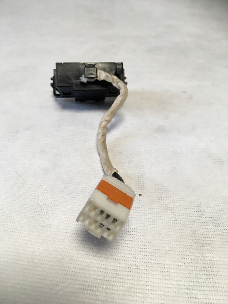 Steering Angle Sensor 073-1875 From Mazda 6 20072