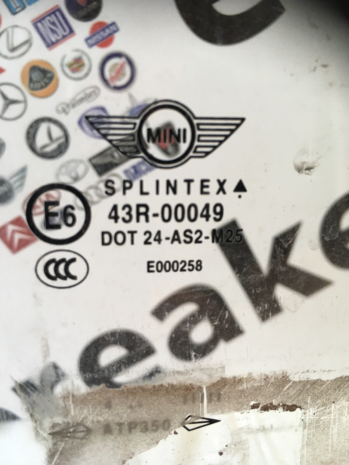 Door Window Glass Right Side from a Mini One R50 2003 1.61