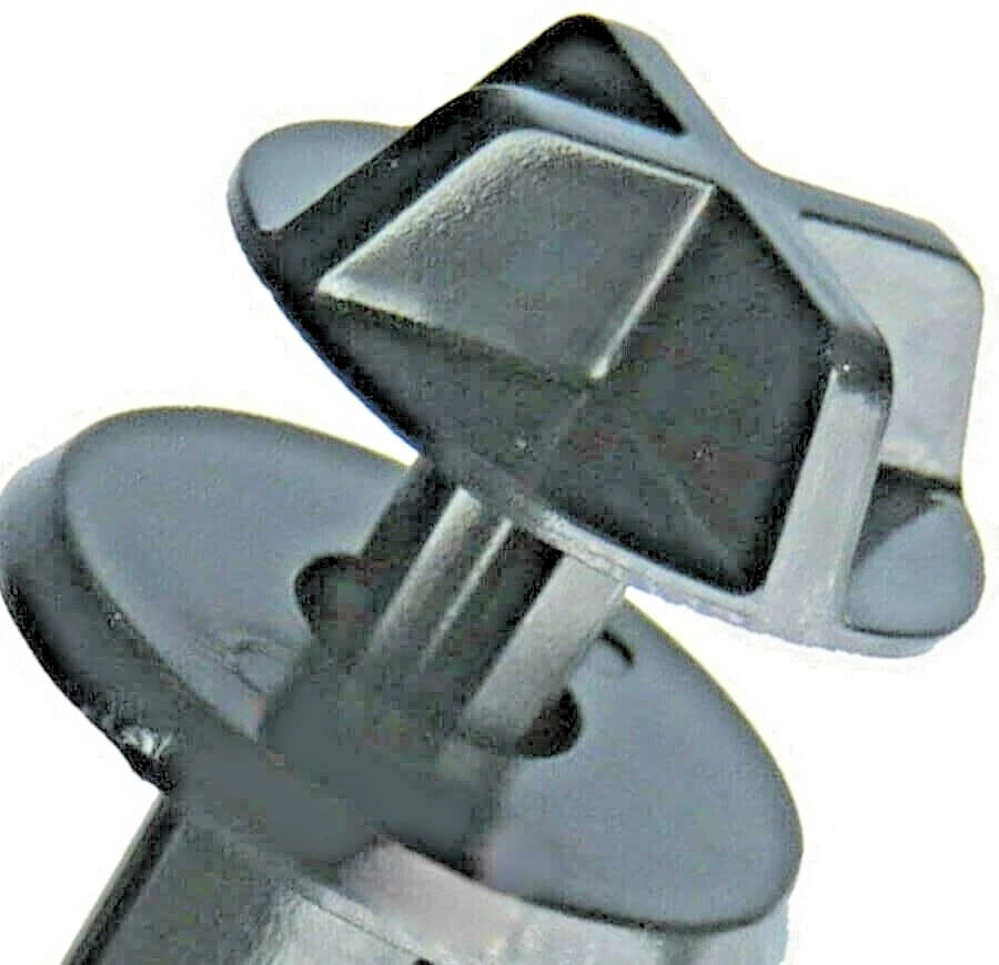 Land Rover & Ford Battery Cover Cowl Trim Fastener - LR024316 5208485