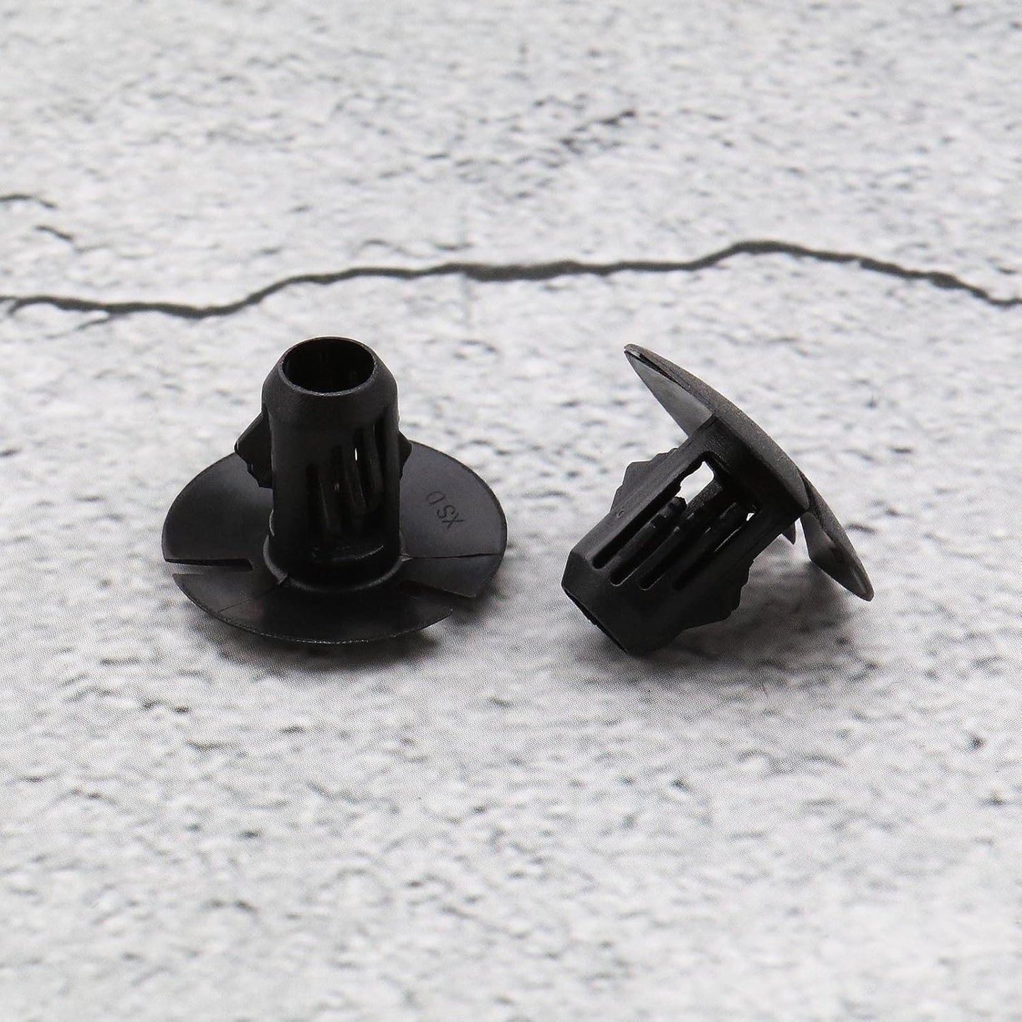 Mercedes Black Trim Panel Retainer Clip - Boot Liner Fastener A0009914795