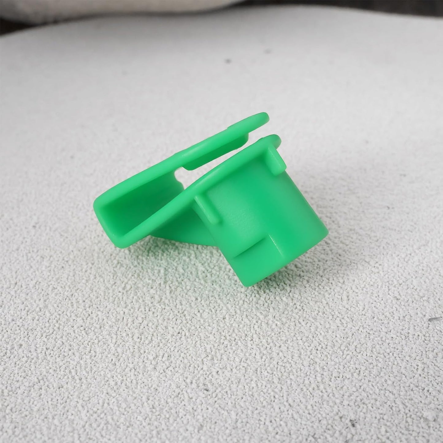 Green Plastic Spire C-Clip - Bumper & Trim Panel Fastener