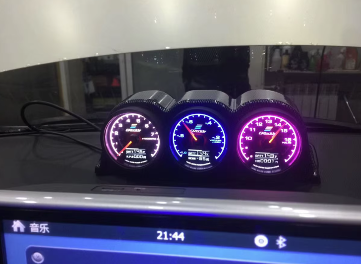 Turbo Boost & Vacuum Gauge  Complete Kit With Hardware – 7 Colour Illumination Digital Monitor 60mm
