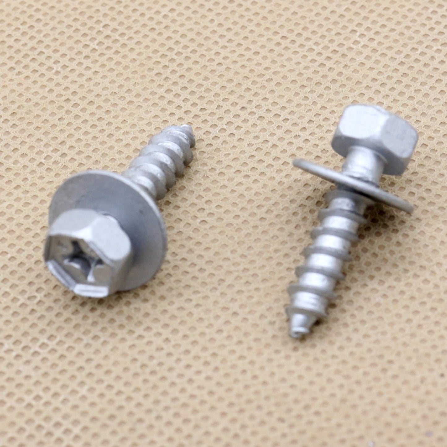 Toyota & Lexus Trim Panel Screw Bolt with Washer - 90159-60488