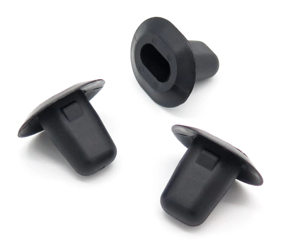 Land Rover & Ford Rear Light Mounting Grommet - 8mm Push-Fit Lamp Retainer W708894-S300