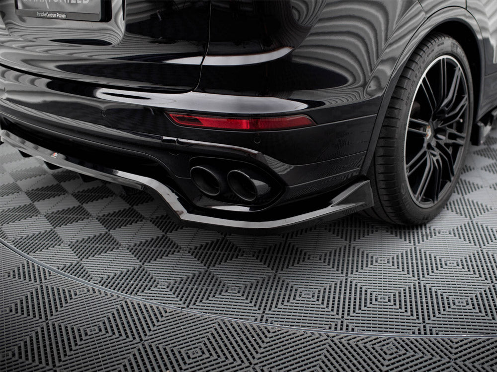 Maxton Design Central Rear Splitter (Vertical Bars) — Porsche Cayenne Mk2 Facelift