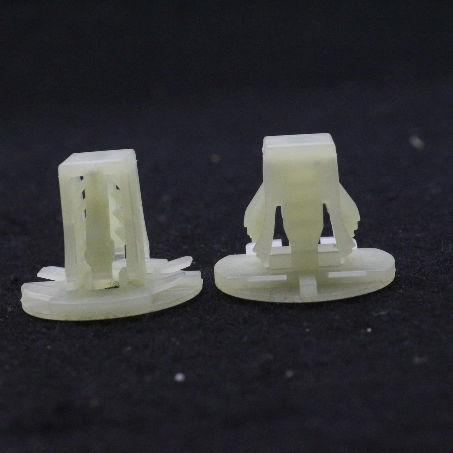 BMW Underfloor Shield Retainer Clip - Trim Panel Fastener 07149248255
