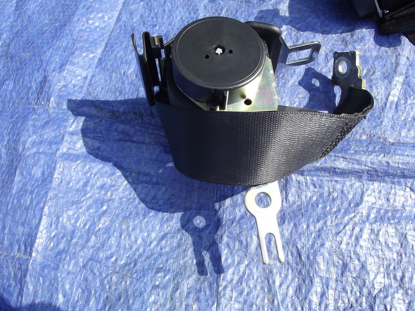 8282591 REAR SEAT BELT    from E46 3 SERIES COUPE 330 Ci BMW0