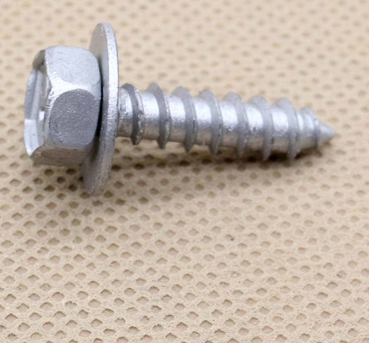 TOYOTA  Trim Panel Fastener Screw Bolt Auris Avensis Yaris Prius 90159-60488 x5.14