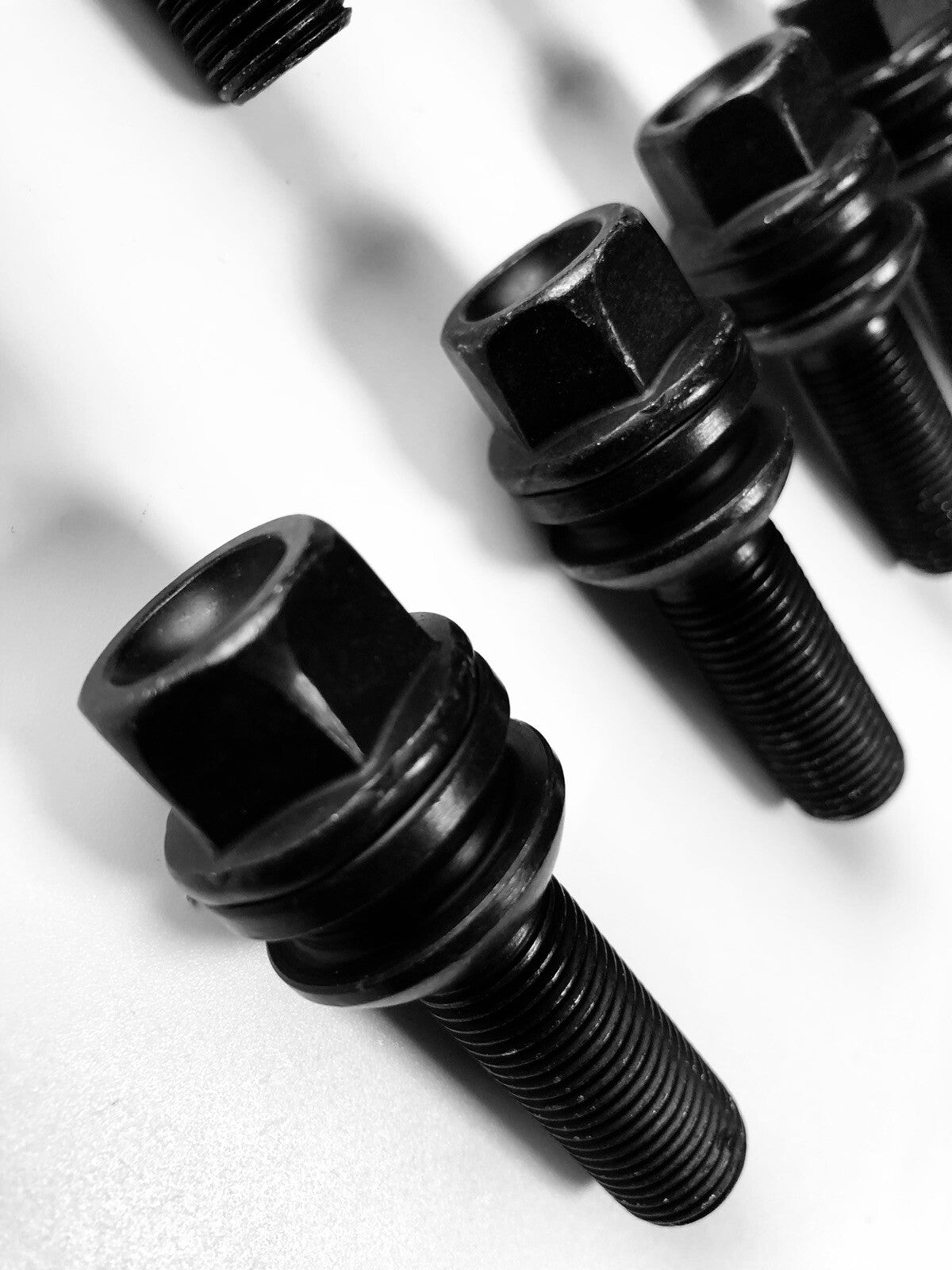 PORSCHE O.E Style Extended Wheel Bolts Floating Collar Black 37mm PSR9Line 10pcs3
