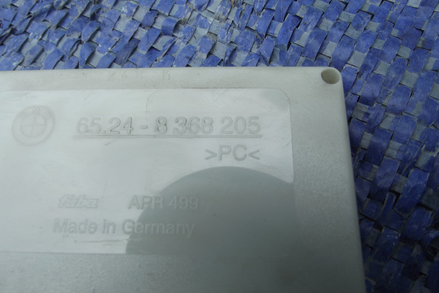 REAR WINDOW AERIAL ANTENNA  AMP 65248368205  from BMW E46 316 SE SALOON 19992