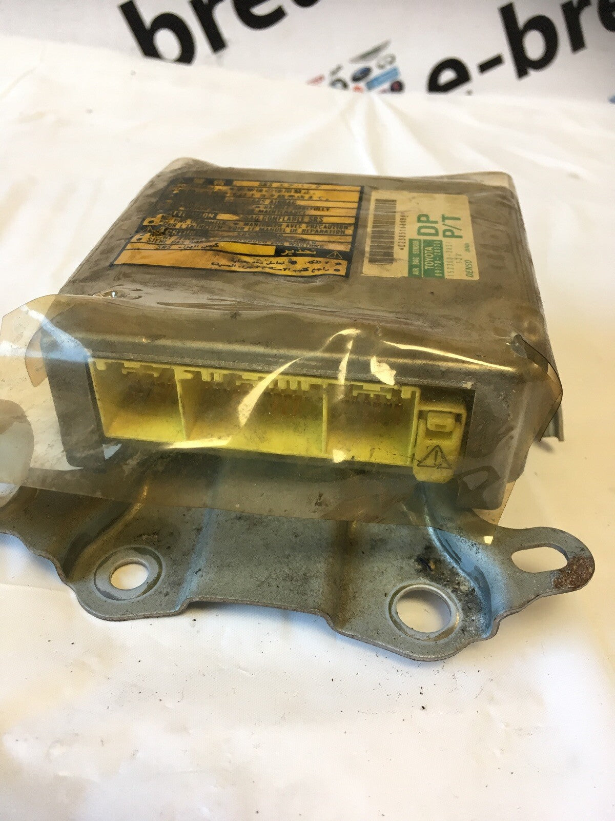 Airbag ECU Control Module Sensor From Toyota Previa 2002 - 05 Gen 20