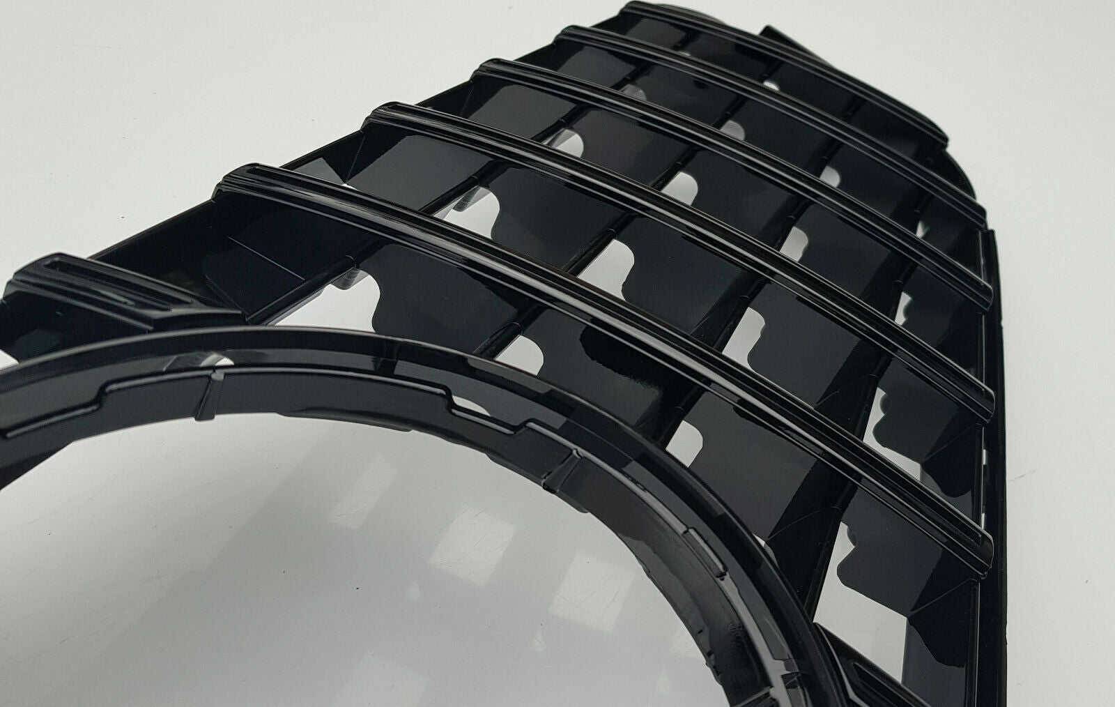 MERCEDES W204 C CLASS BLACK GRILLE AMG GT GTR STYLE 2007-2014 GRILLE GRILL4