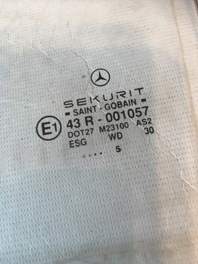 Door Window Glass Rear Left Side From MERCEDES BENZ C CLASS W2022