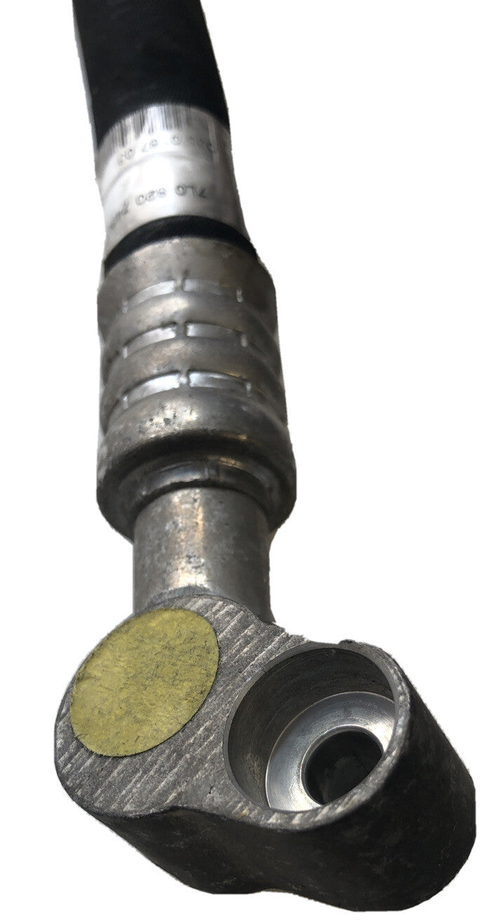 Air Conditioning Hose 7L0820743G from a Porsche 955 Cayenne 01-061