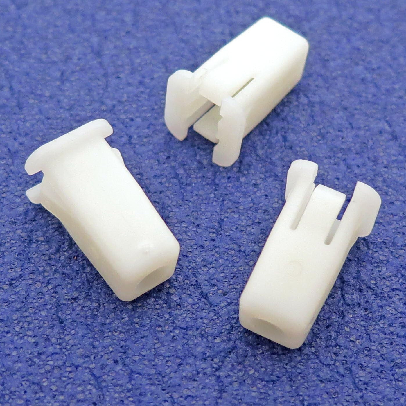 Ford Trim & Bumper Arch Liner Fastener Grommet Clips 6549354 Fits Many QTY 152