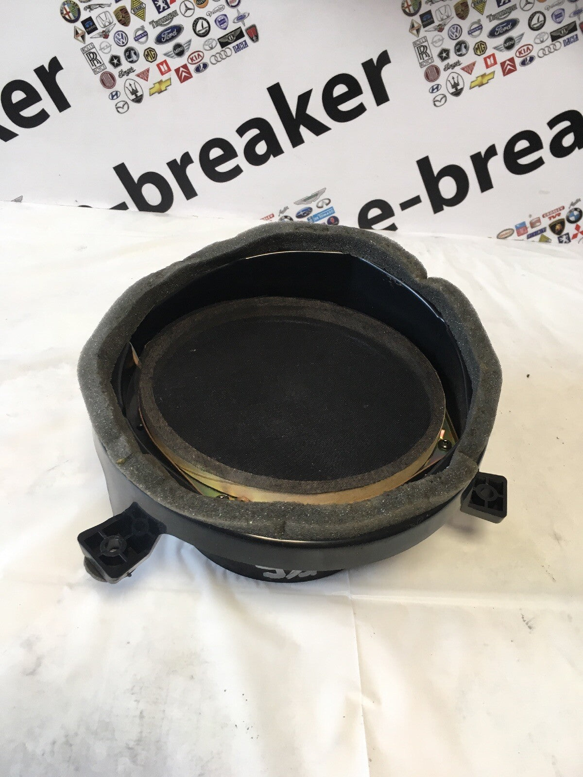 Door Speaker Front Right  From MERCEDES W163 ML270 CDI0