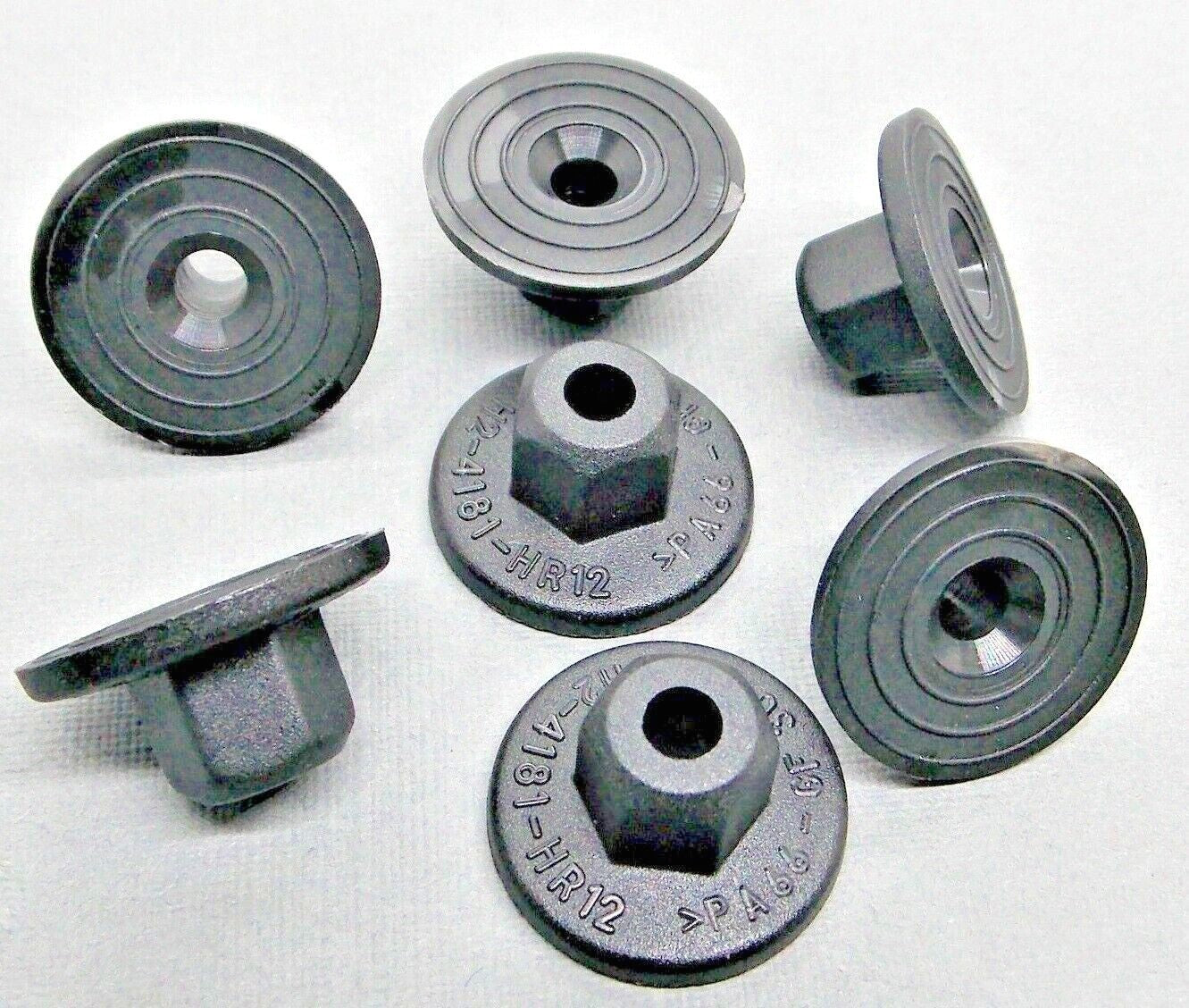 VW UNTHREADED PLASTIC NUTS ENGINE COVER UNDERTRAY SPLASHGUARDS CLIPS 8E0825265C 0