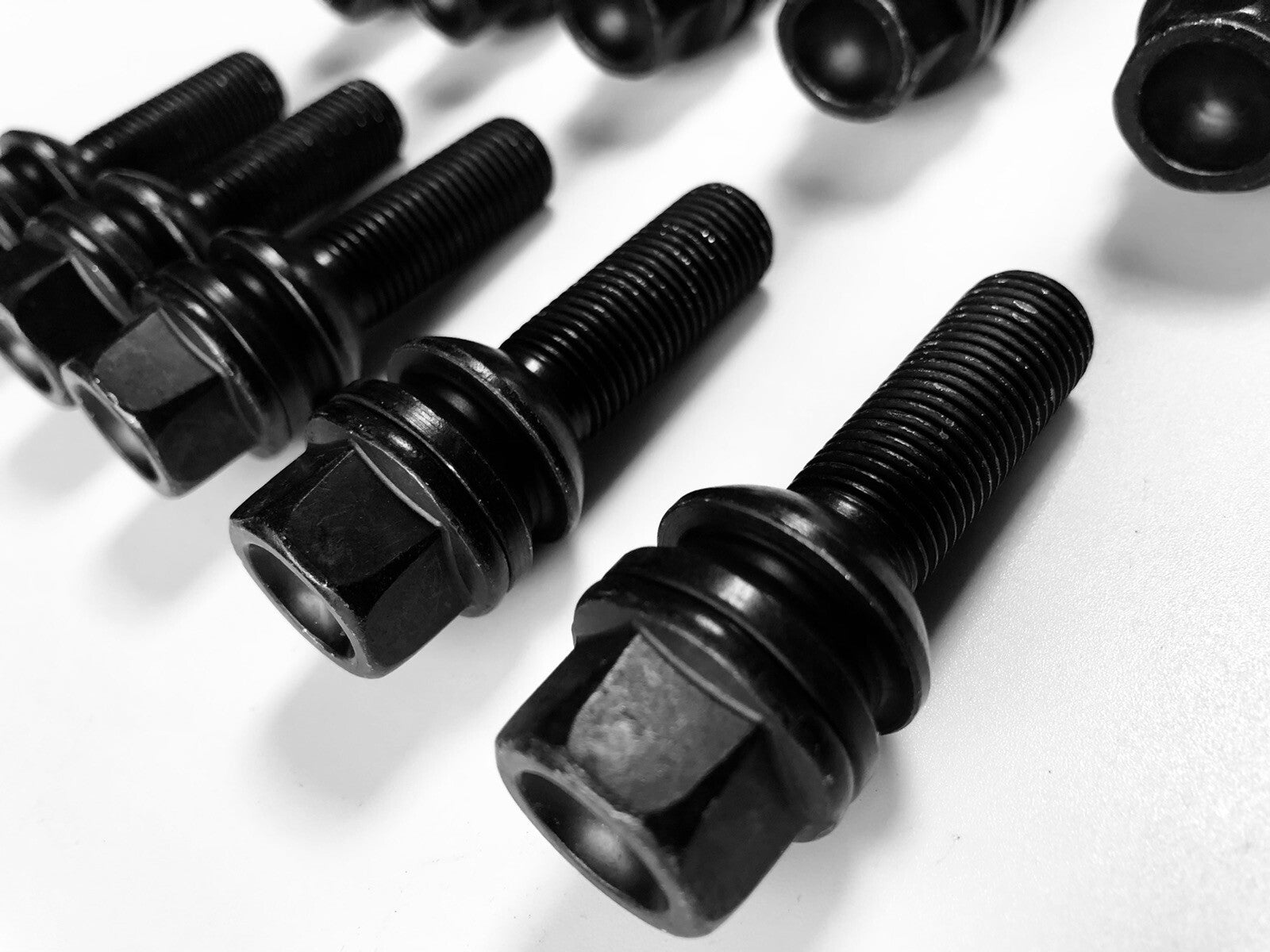 Extended PORSCHE O.E Type Wheel Bolts Floating Collar Black 43mm PSR9Line x10pcs5