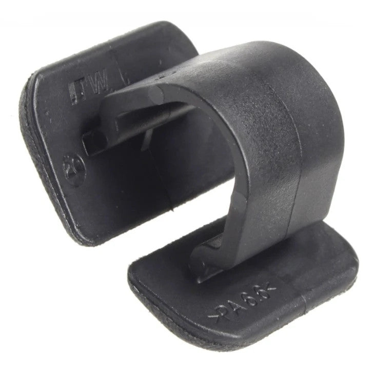 AUDI Bonnet Boot Insulation Sound Deadening Clips 8E0863727A Pcs A1 A3 A4 A6. x520