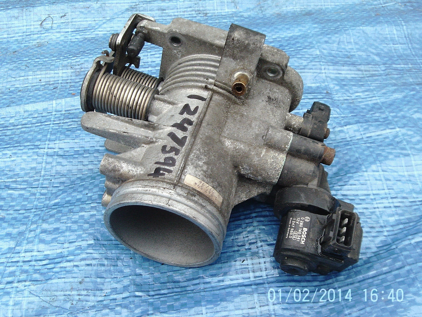 1247594 THROTTLE BODY from BMW E36 316 Ti COMPACT0