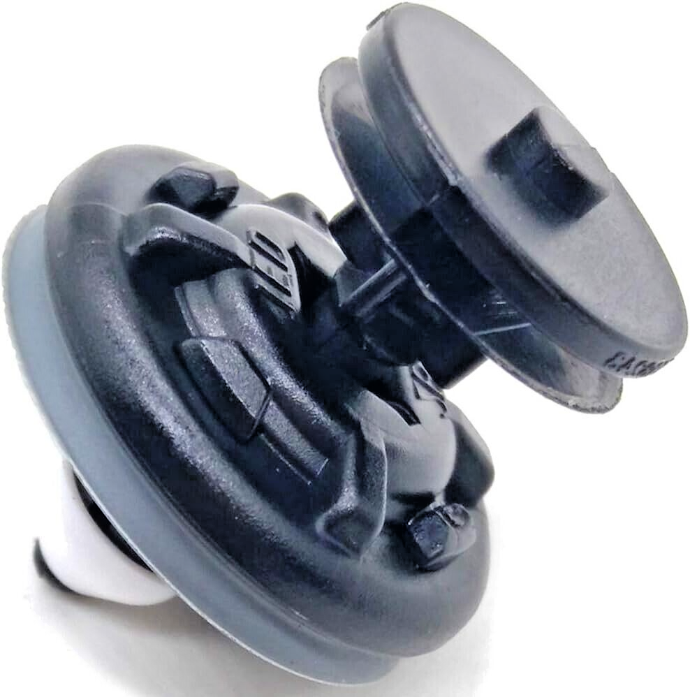SKODA Door Card Panel Interior Trim Clips #6Q0868243 Qty x10 for Superb & Rapid17