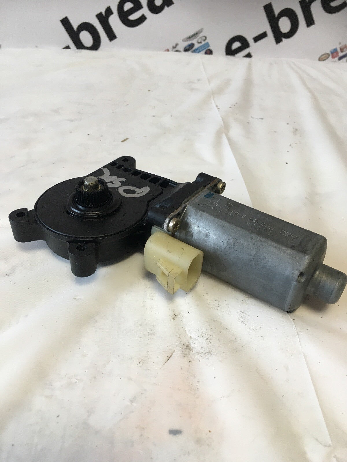 Electric Window Motor Rear Left    From MERCEDES W163 ML270 CDI 20040