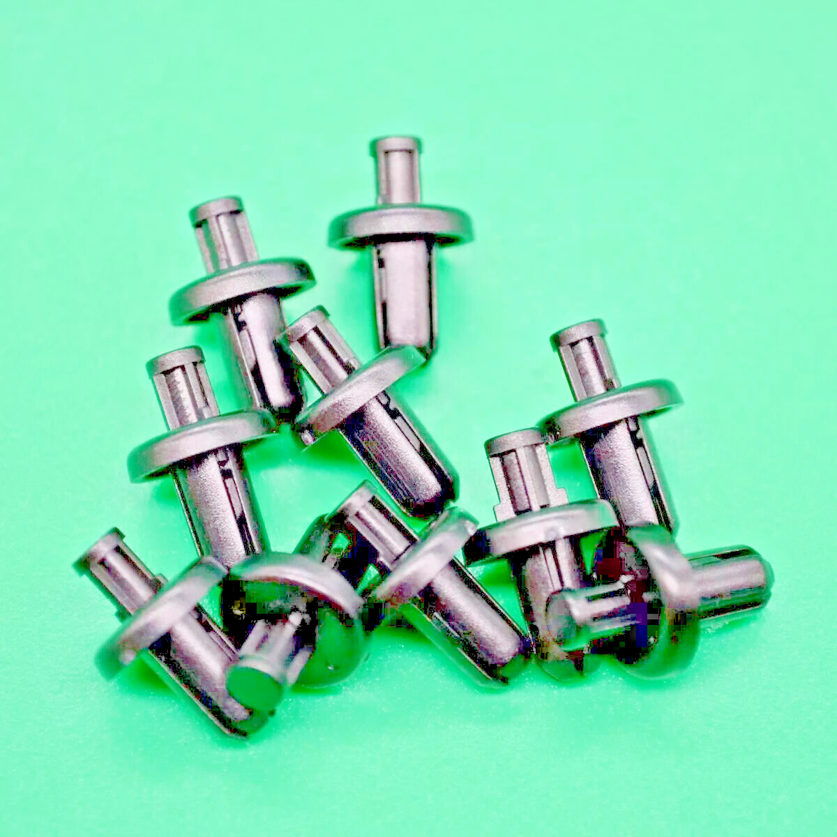 5mm Plastic Rivet Trim Clips x5 Honda Yamaha Suzuki Kawasaki Bike Fairing Panel20