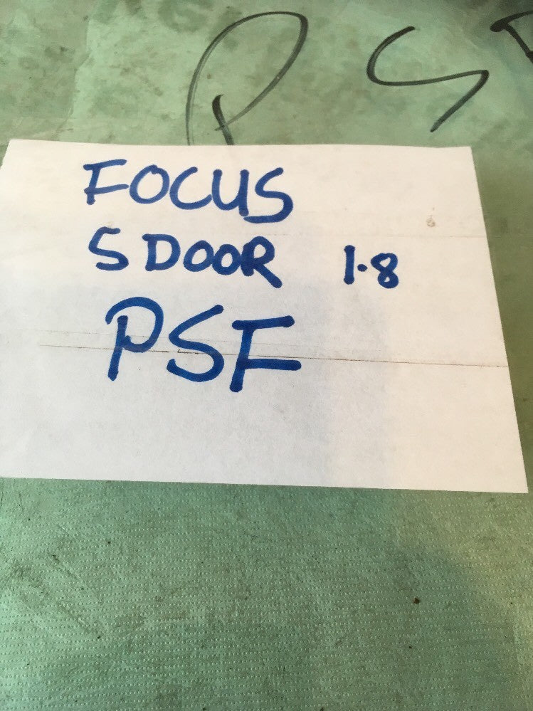 Window Glass Front Left for a Breaking Ford Focus 1.8 5 Door1