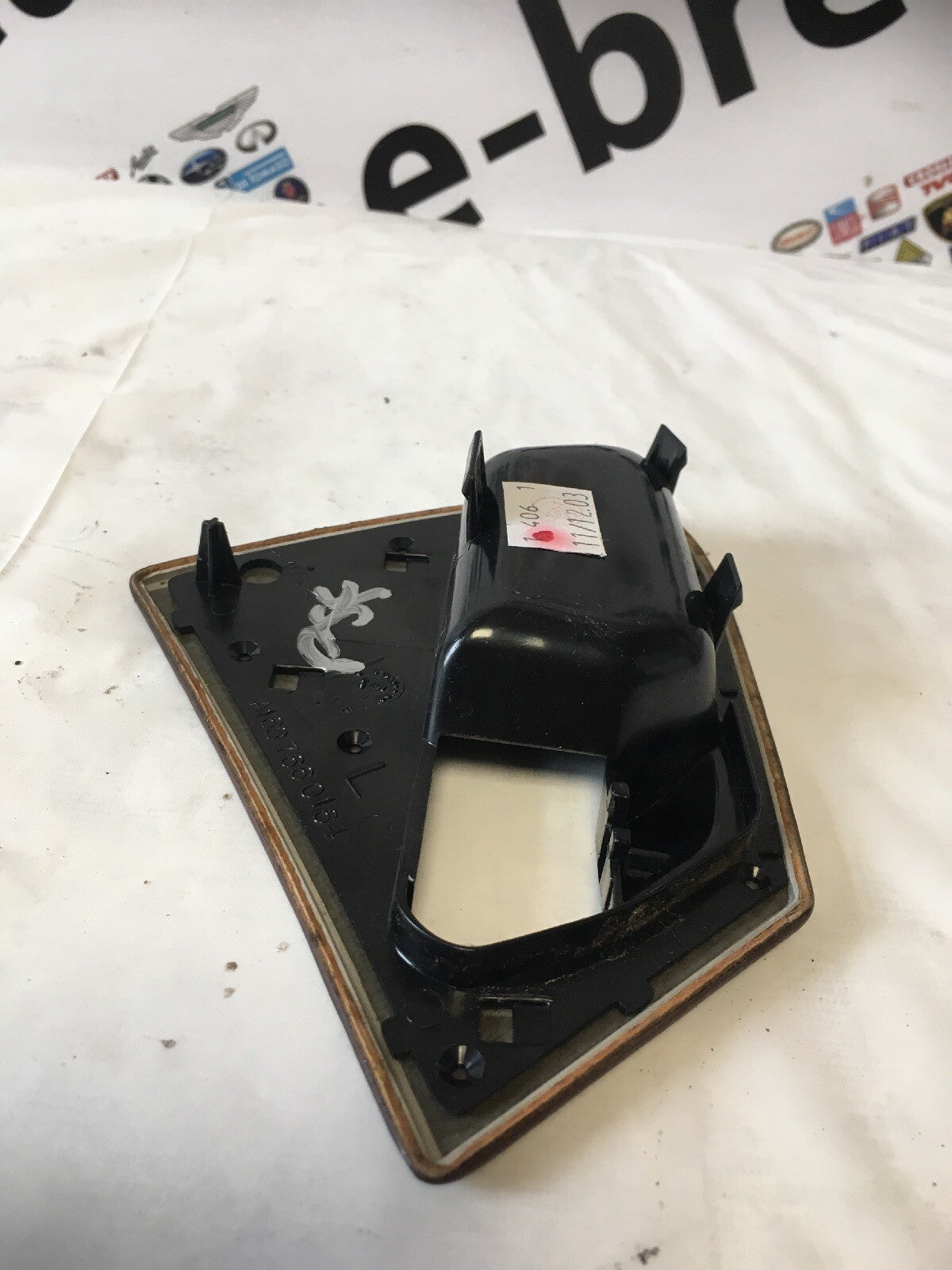 Interior Door Handle Trim Cup Front Left From MERCEDES W163 ML270 CDI 20041