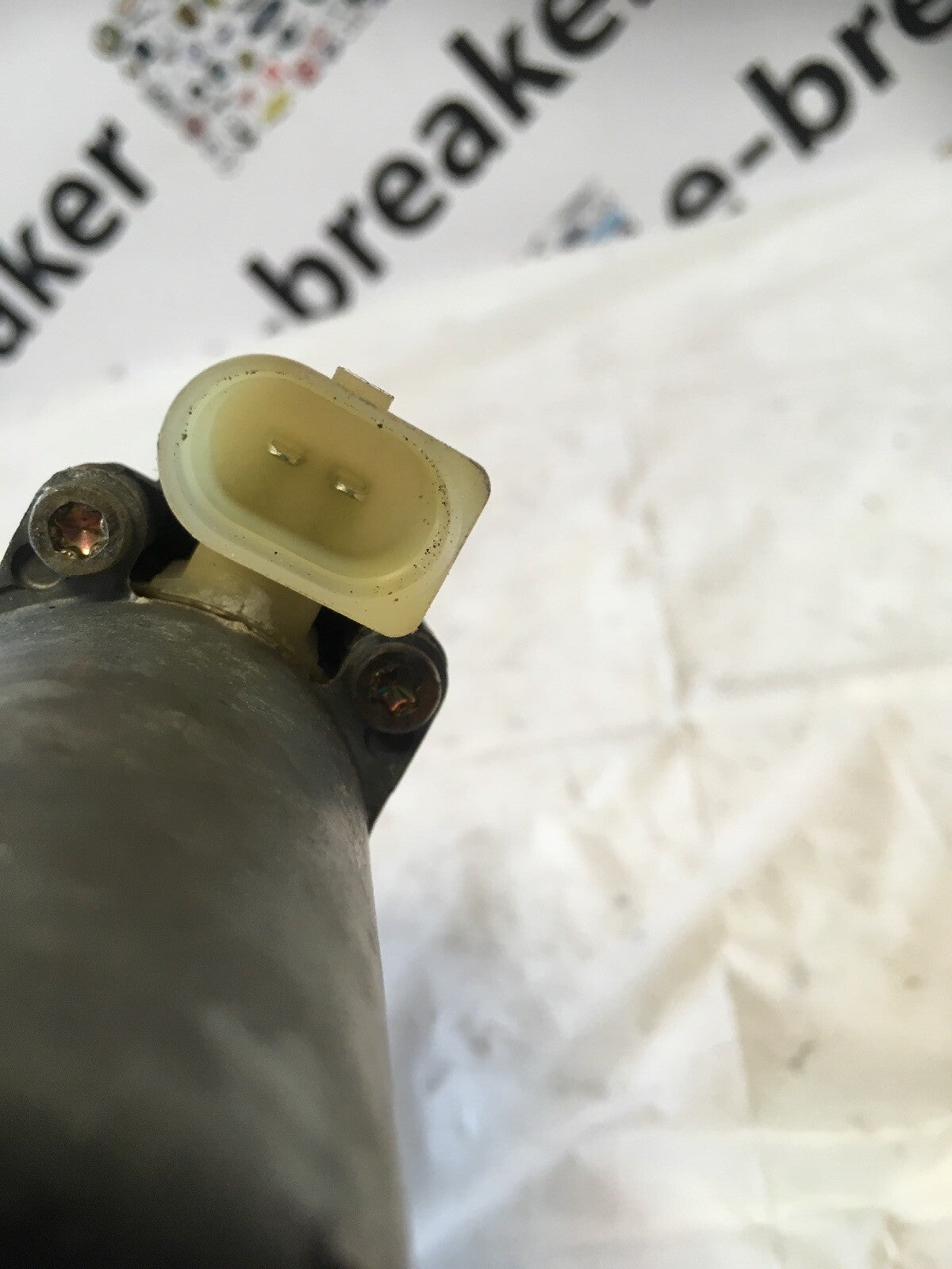 Electric Window Motor Left Side From a BMW E46 Coupe 2000 Blue1