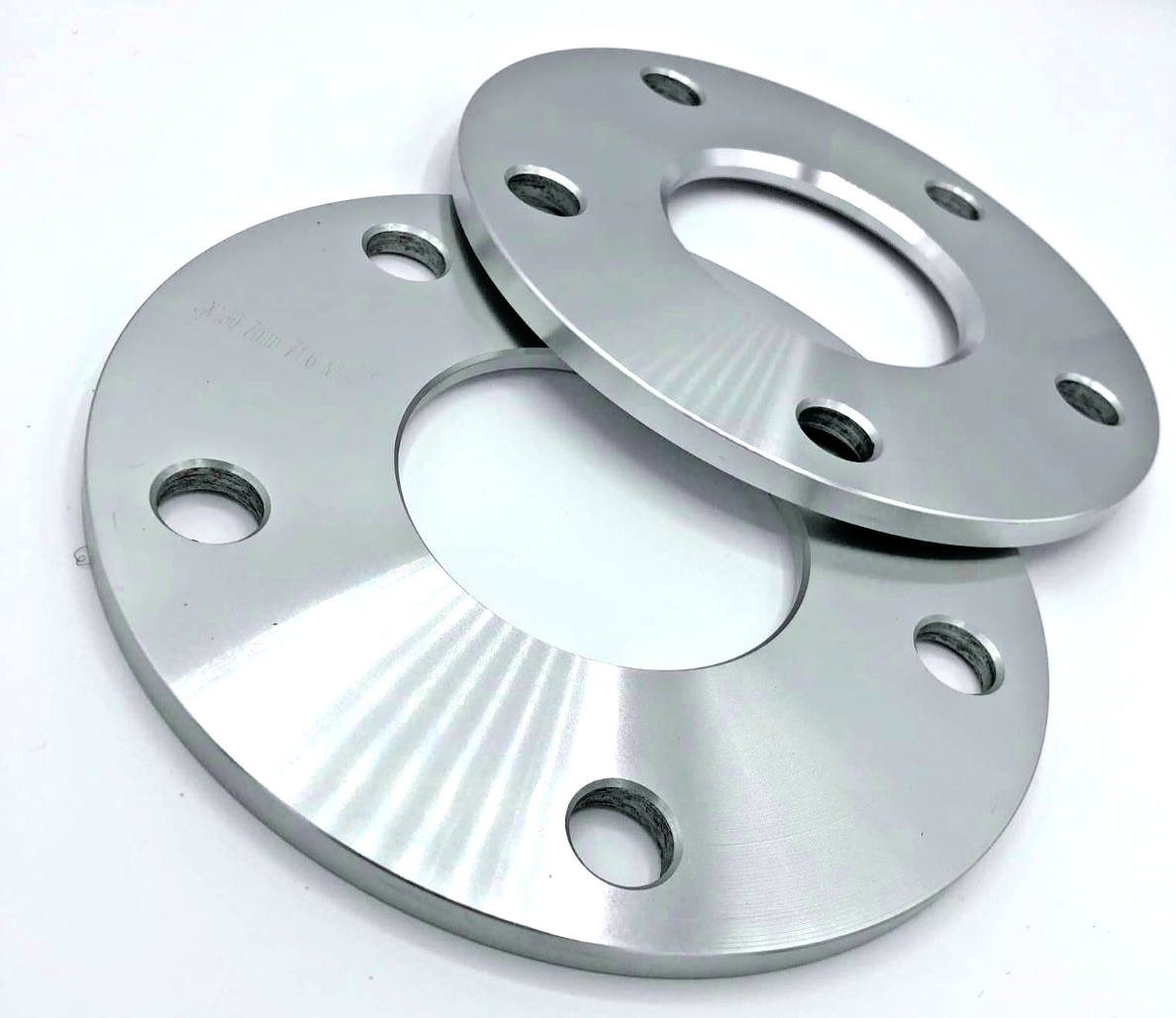 Silver Porsche Wheel Spacers 7mm 5x130 Kit with Extended O.E Bolts  HubCentric14