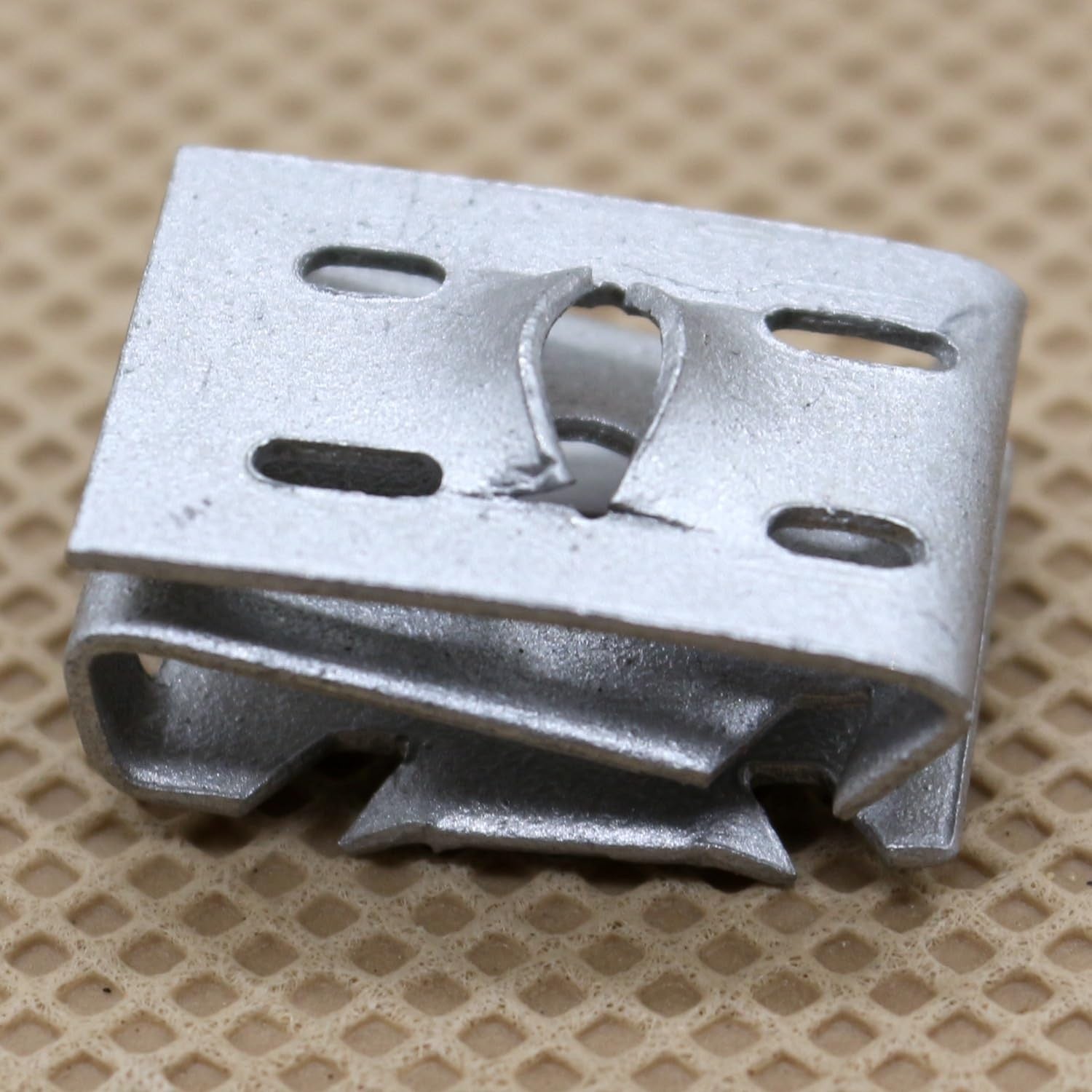 AUDI Speed Nut Undertay Splashguard Trim & Interior Panel Fastener M5 Clip x20pc19