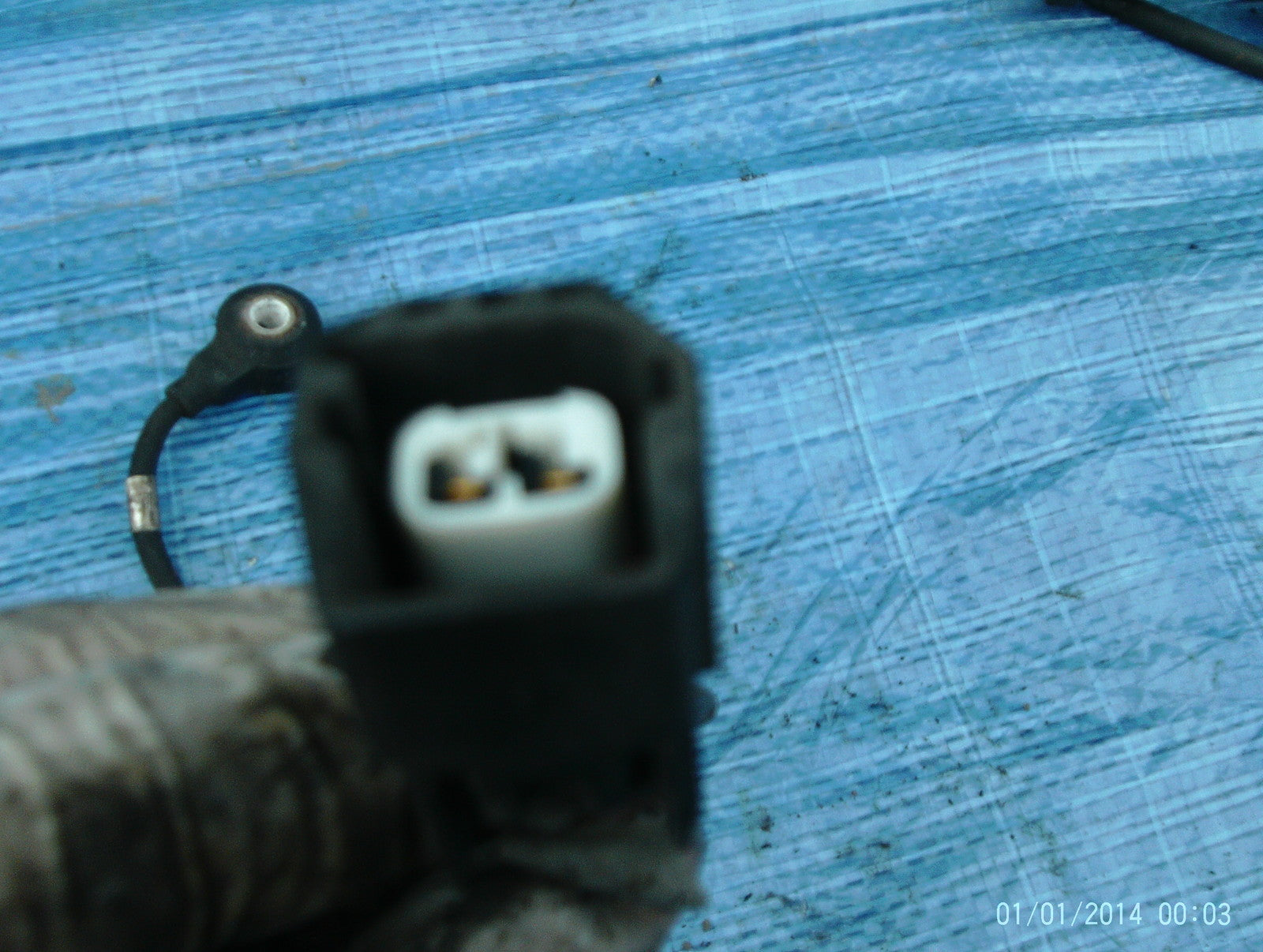 KNOCK SENSOR  From FORD FOCUS MK1 1.4 5 DOOR1