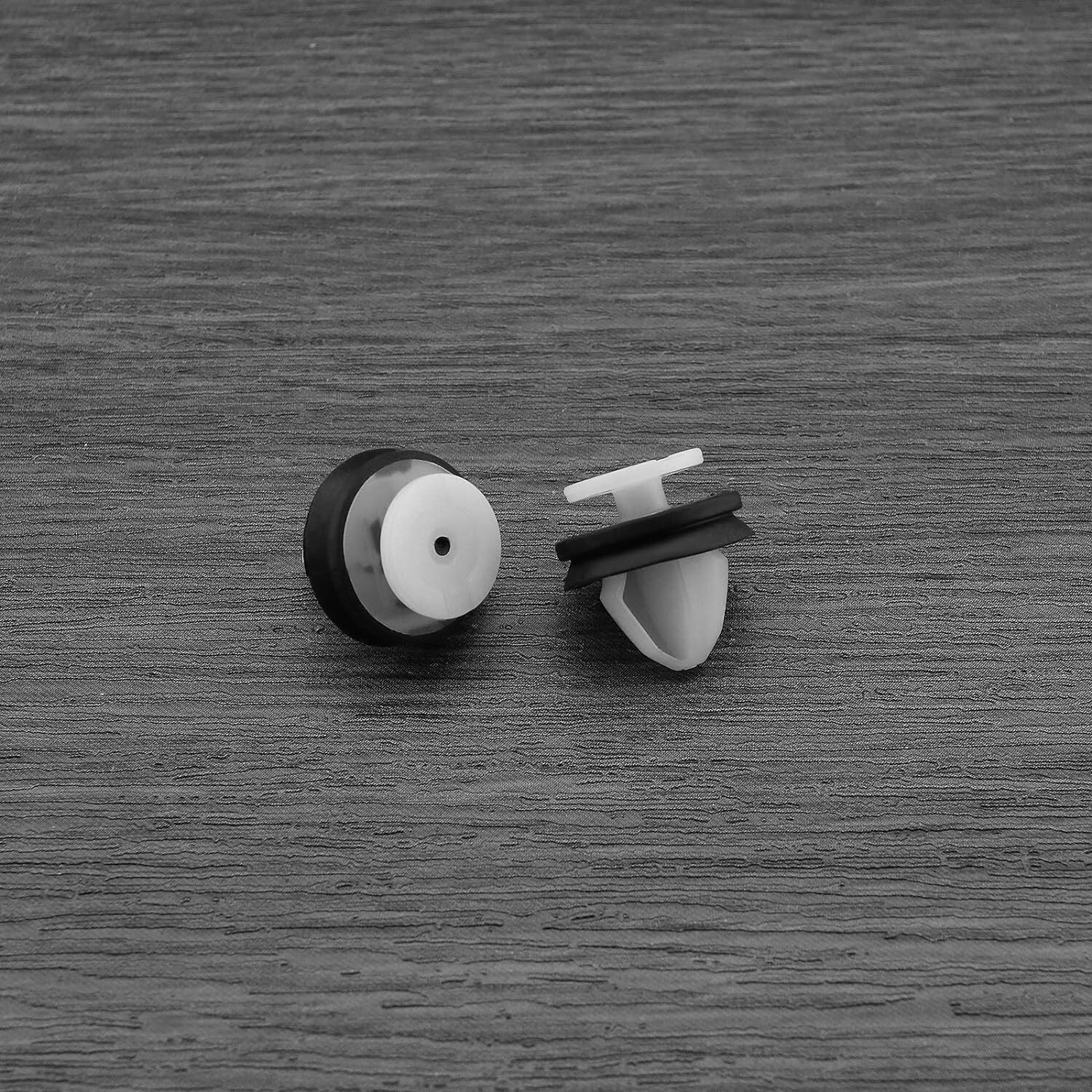 Land Range Rover Trim clips x 10  Freelander Discovery Sport Evoque LR00610115