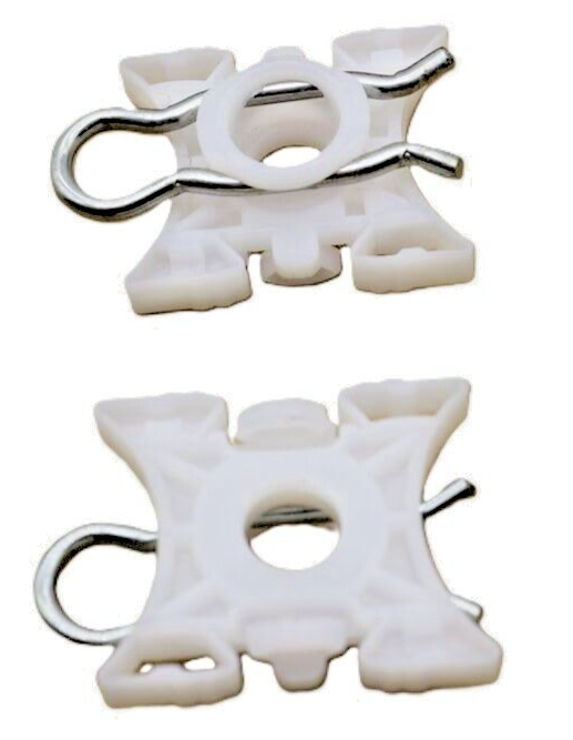 VOLVO Window Regulator Runner Slider Lifting Mechanism Fixing Clips x2 Pcs Pair.17