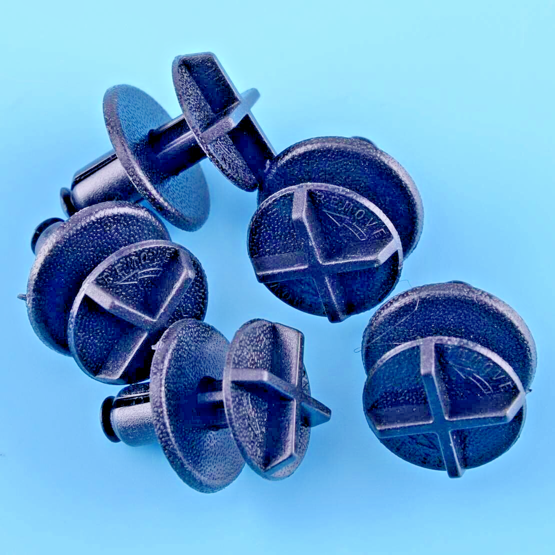 Land Rover Battery Cover Cowl Trim Fastener x5 LR024316 Range Defender Velar3