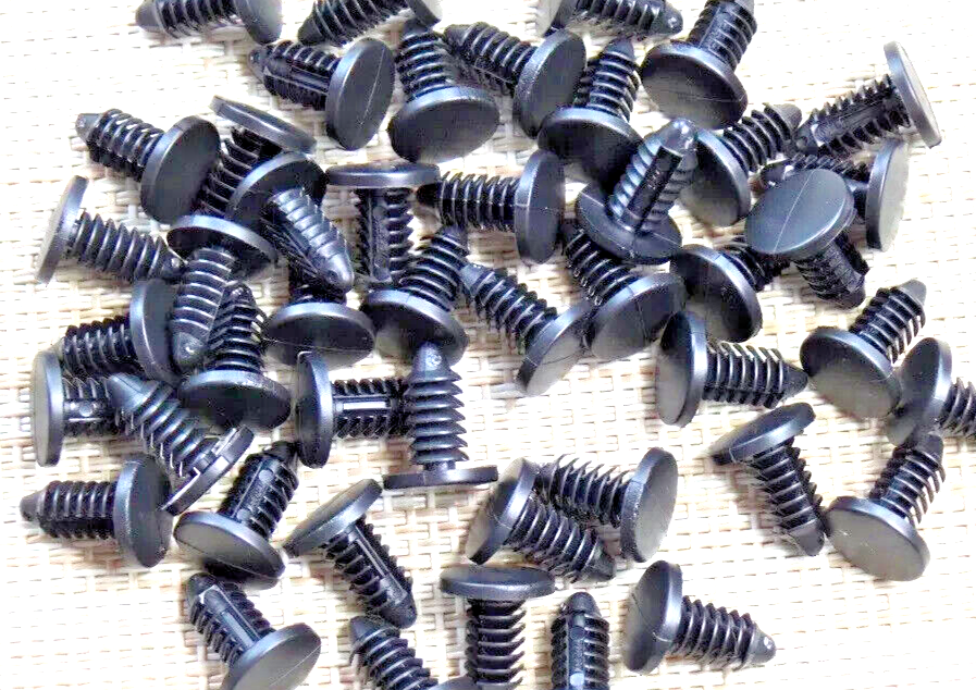 MERCEDES Window Trim Clip Fir Tree Push Fit Rivet 11mm Head. x20 Pcs A002997338617