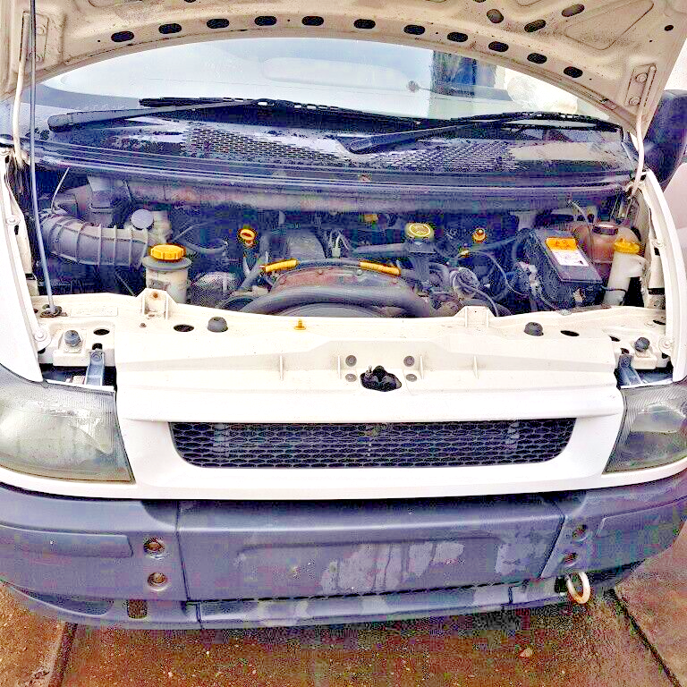 FORD Transit Bonnet Stay Rod Holder Clip  2000-2006 4054236 MK611