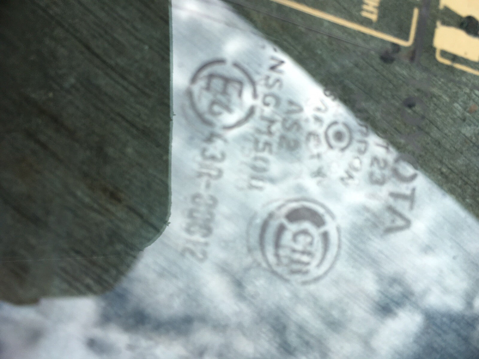 Door Window Glass Front Right for Toyota Previa 2002 05 Gen 21