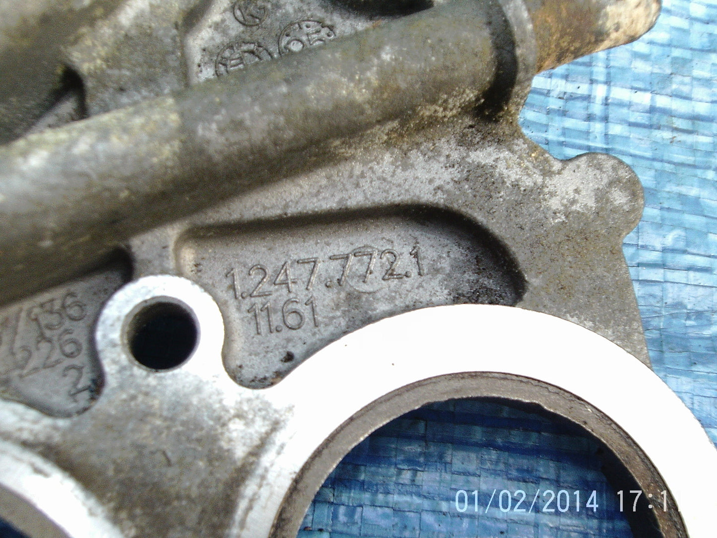 1247772 INTAKE MANIFOLD FLANGE  from BMW E36 316 Ti COMPACT1