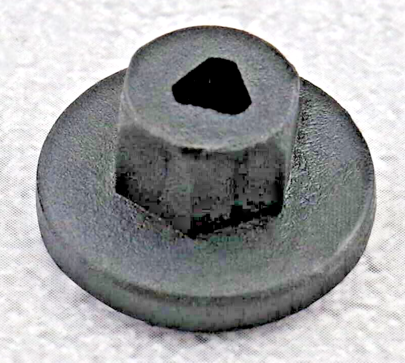 Audi Engine Cover Undertray Splashguard Clip Unthreaded Plastic Nuts 8E0825265C.22