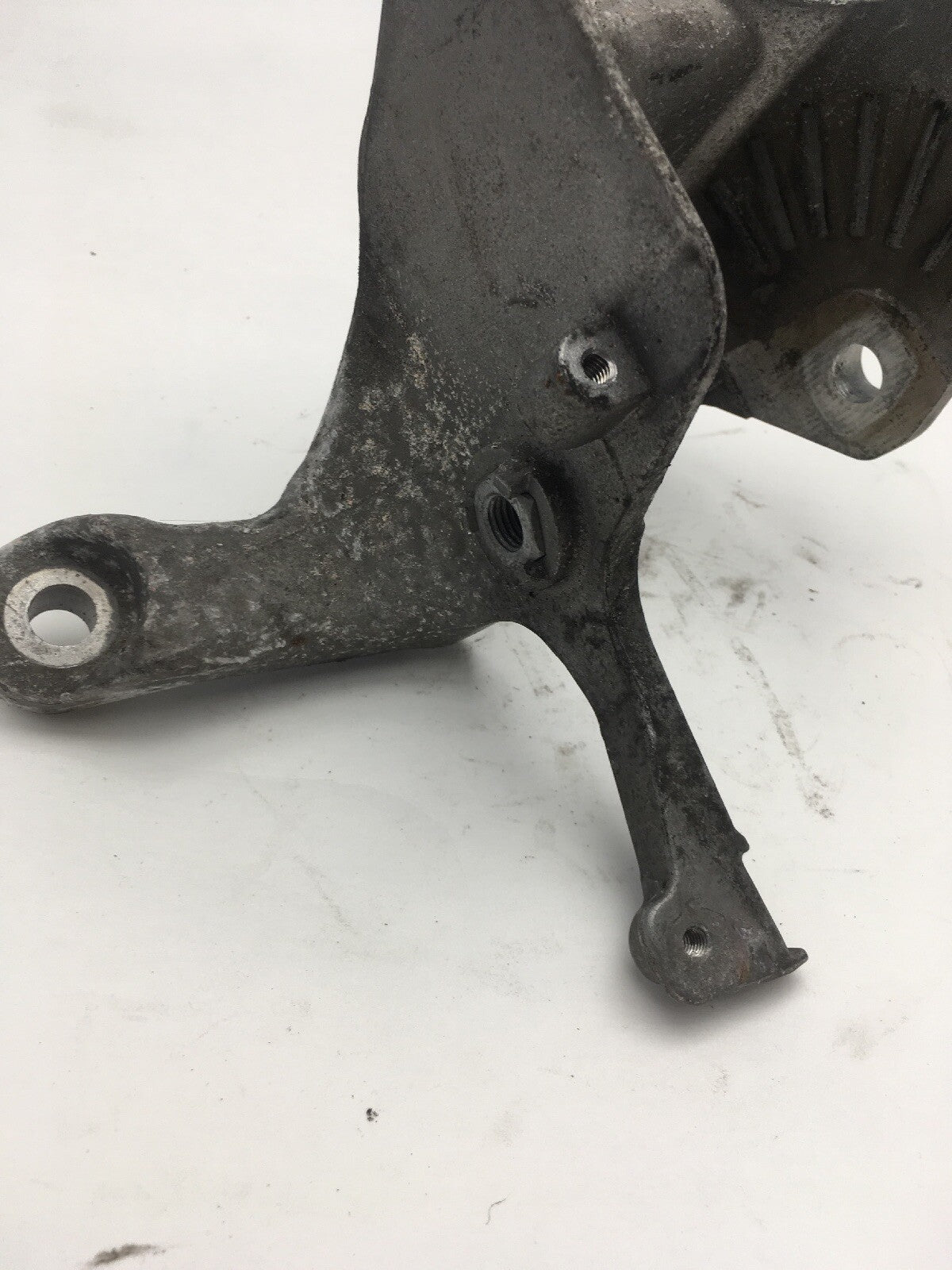 Gearbox Support Bracket 6765333 04-06 From a MINI R50 R522