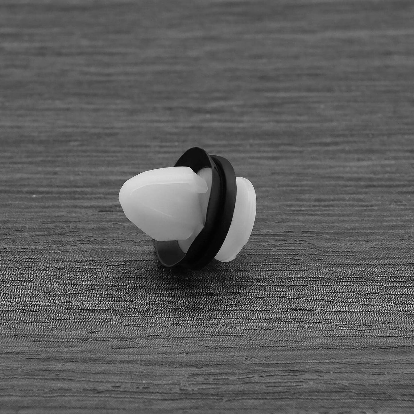 Land Range Rover Trim clips x 10  Freelander Discovery Sport Evoque LR00610114