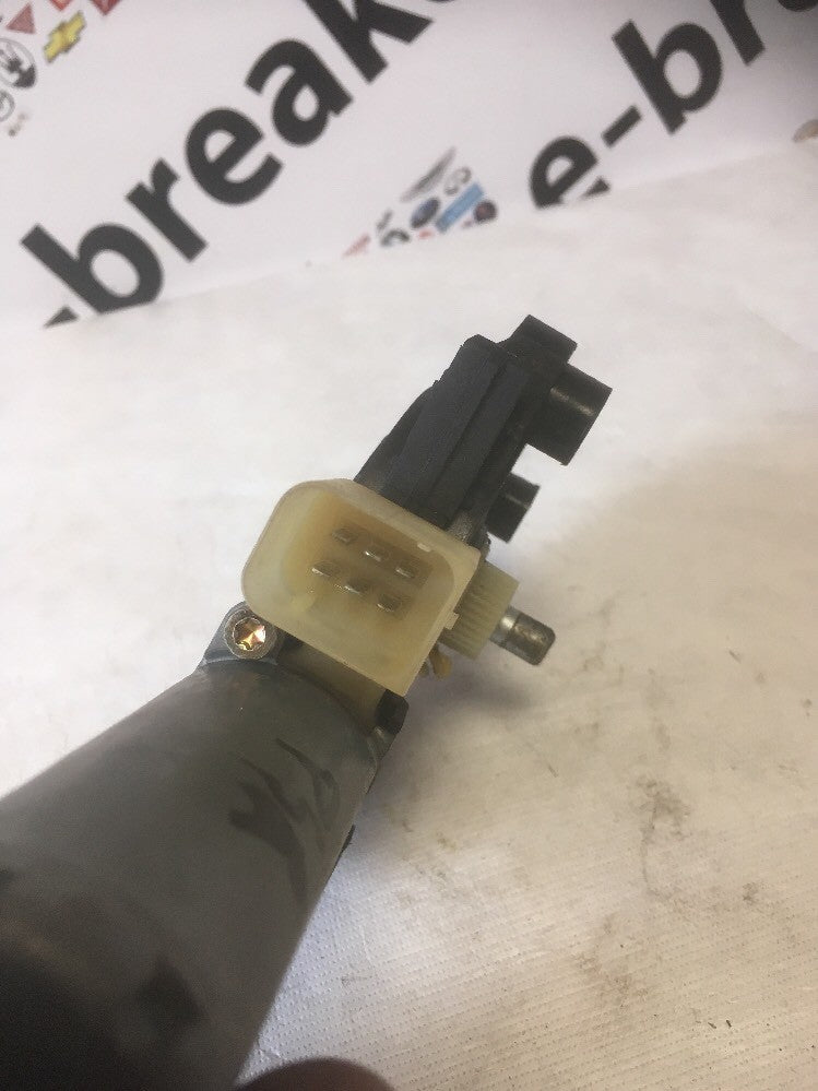 Electric Window Motor Rear Left Side From a Mercedes C Class W203 00-051