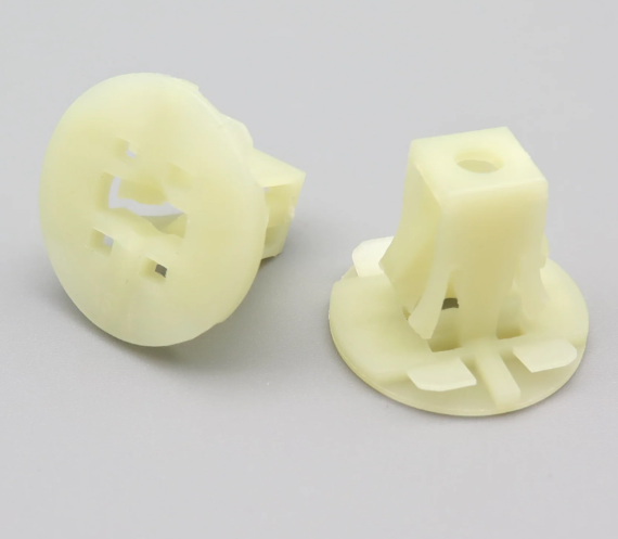 BMW Underfloor Body Protection Weather Shield Trim Panel Fastener Pin Grommet 104