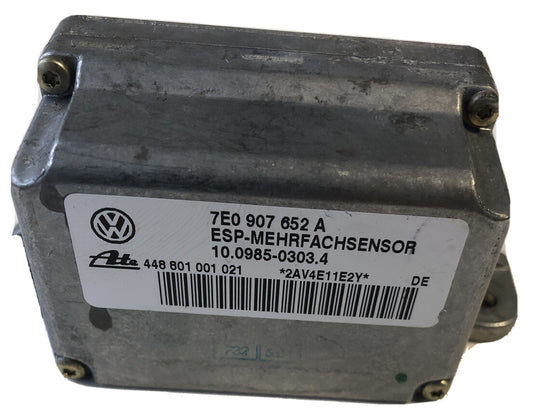 ESP Sensor 7E0907652A from a Porsche 955 Cayenne 01-060