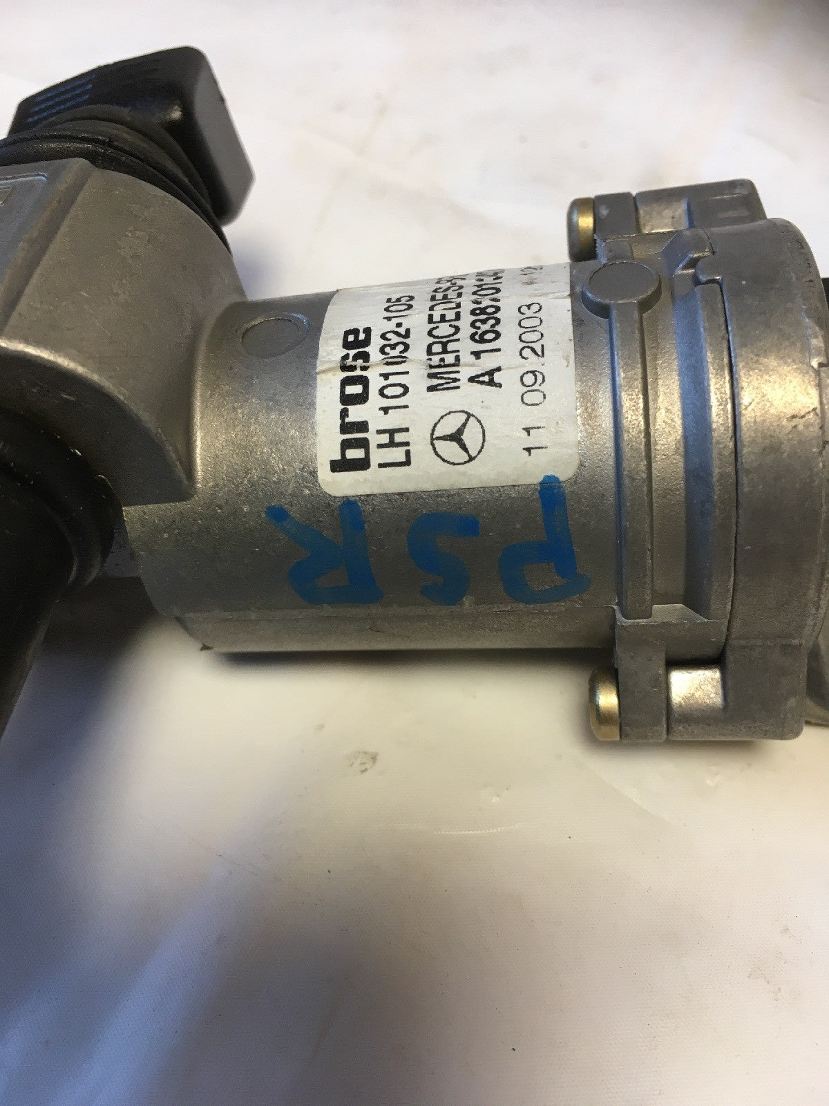 Opening Rear Quarter Left Window Motor 1638201342 From MERCEDES W1635