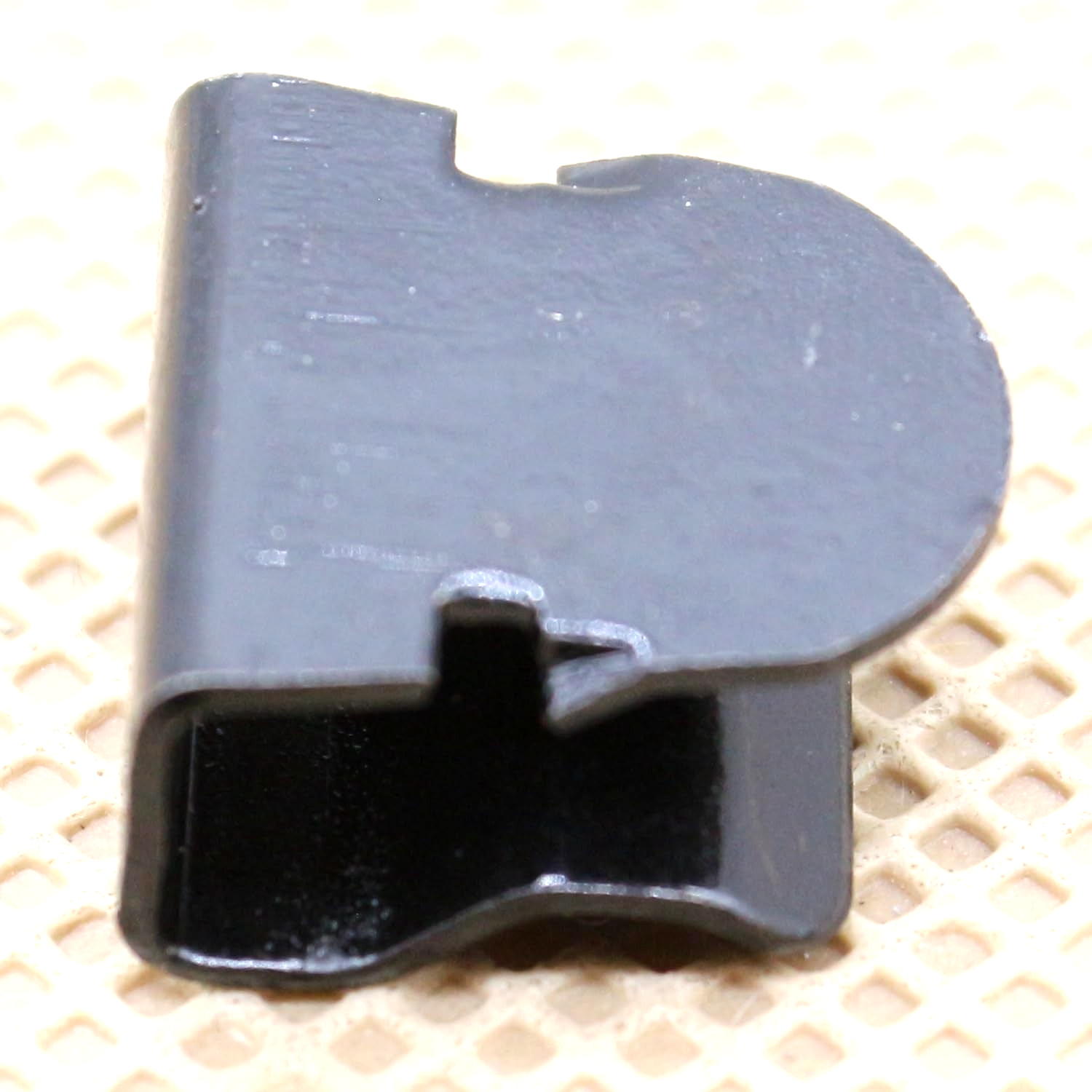 AUDI Wheel Arch Liner Housing Splash Guard Protection Trim Edge Clip -  Pack #1010